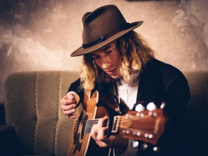 BD_Jim_Kroft_press2015_3_by_Tim_Timotheus