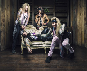 STEEL_PANTHER_CouchAlbumShot-photo-by-David-Jackson