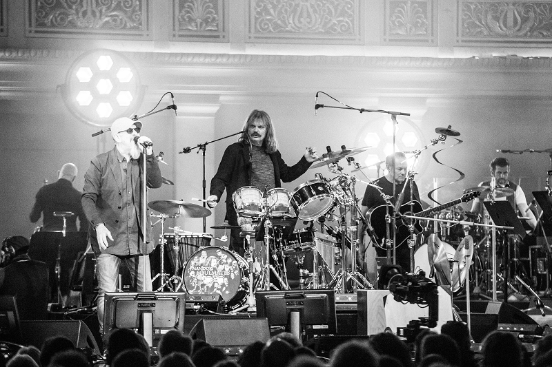 Mandoki berlin 1703059F9F4485