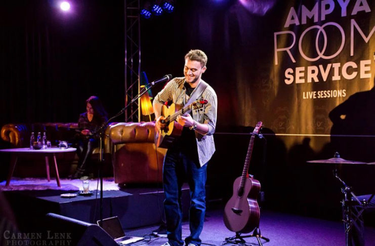 1010114_724188760954196_1625590866_n