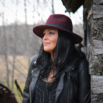 Crystal Shawanda – VooDoo Woman