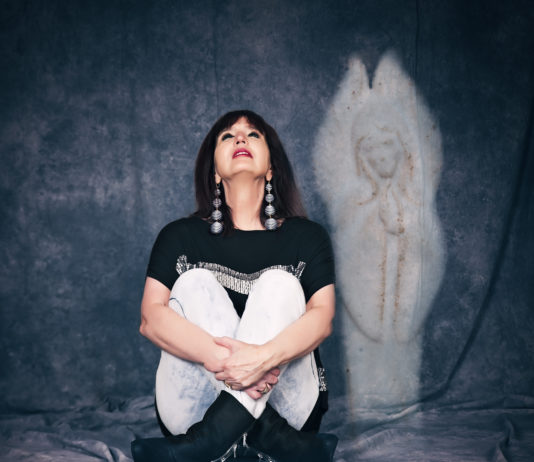 Blues: Sandy Carroll – Blues & Angels